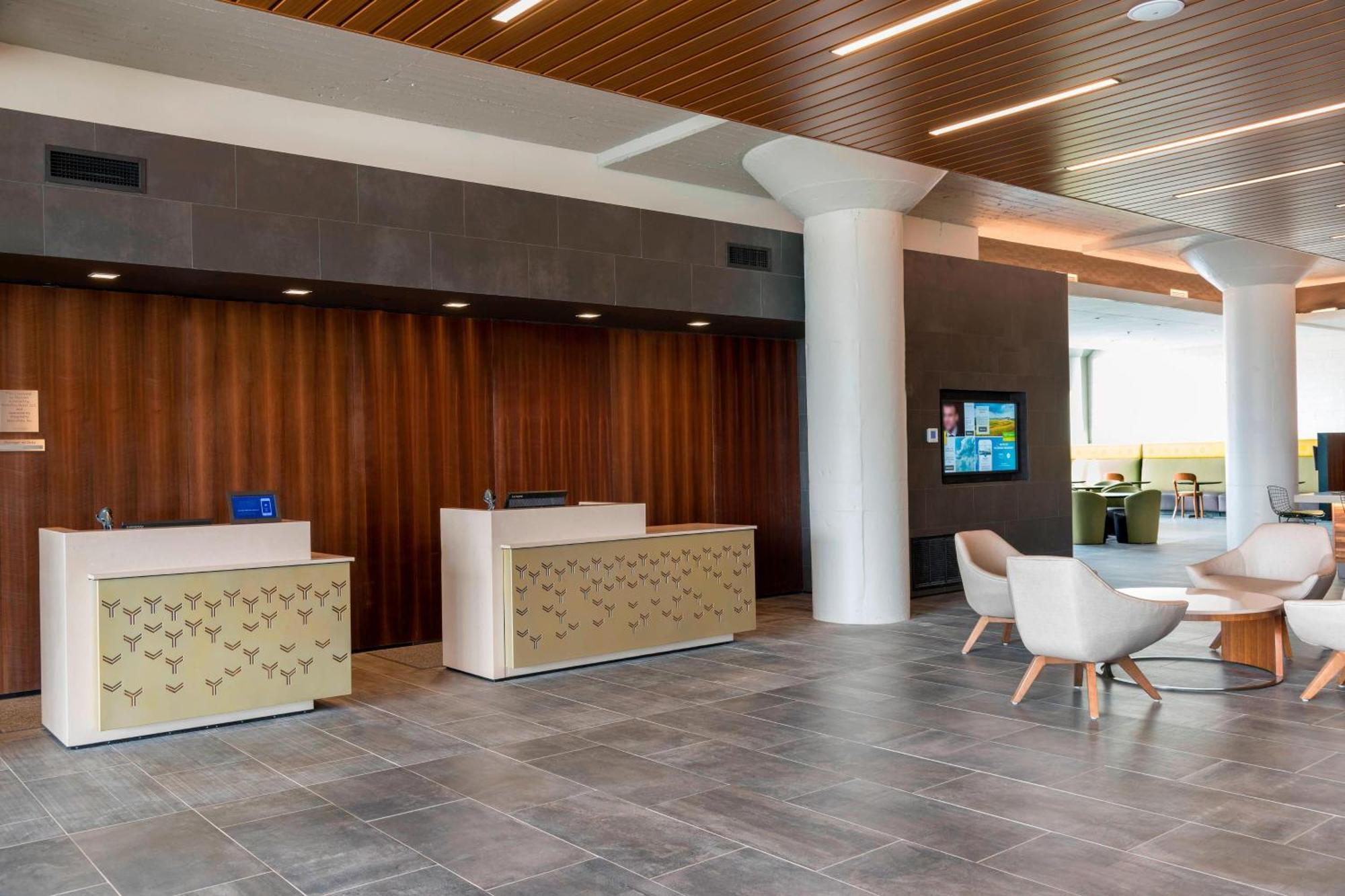 Courtyard By Marriott Waterloo Cedar Falls Exterior foto